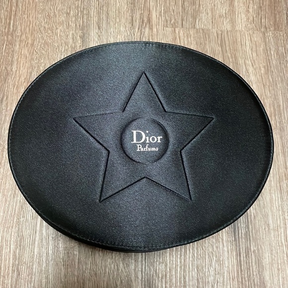 New Dior Parfums round cosmetic case bag - Picture 1 of 4